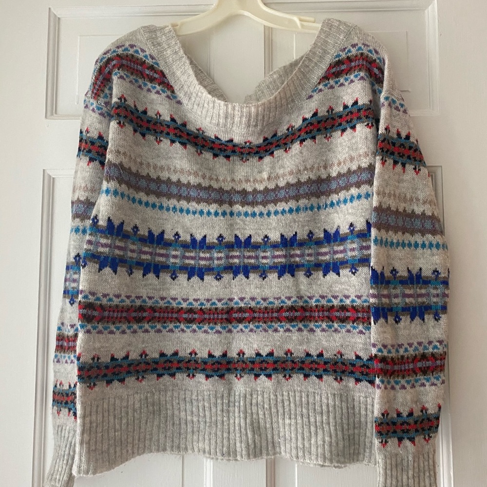 AE sweater